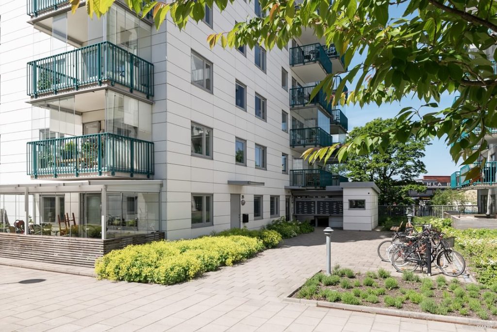 9. Fasadrenovering Nyputsning BRF Gustavsberg Mortnas